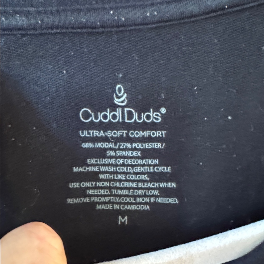 Cuddl Duds Ultra-Soft Comfort Black Top size M